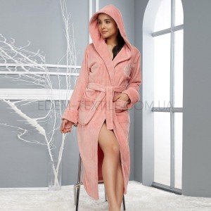 Стильный женский бамбуковый халат с капюшоном Nusa 4035 Пудровый, S