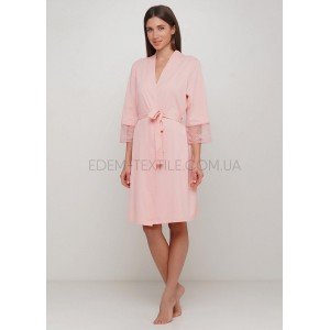 Женский халат вискоза с кружевом на рукавах 9065 Персиковый, XL Женский халат вискоза с кружевом на рукавах 9065 Персиковый, XL