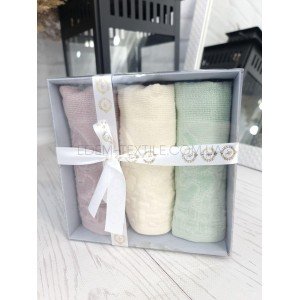 Подарочный комплект махровых салфеток Ромбы , 30х50-3шт