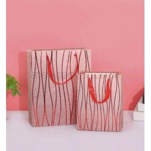 Бумажный Пакет для подарка Линии на красном , 26x32x12